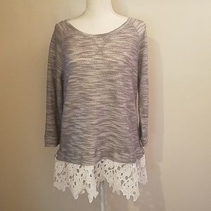 Anthropologie Ezra gray sweater w lace hem
